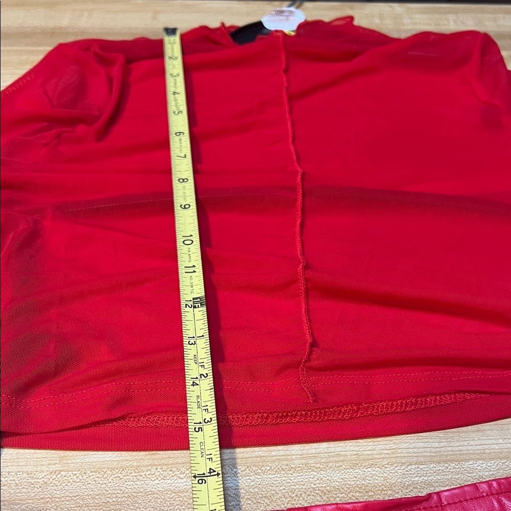 #1077+ Elegant Red Women's Skirt - Picture 3 of 6